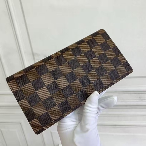 Louis Vuitton Brown Checkered Wallet - Picture 1 of 7